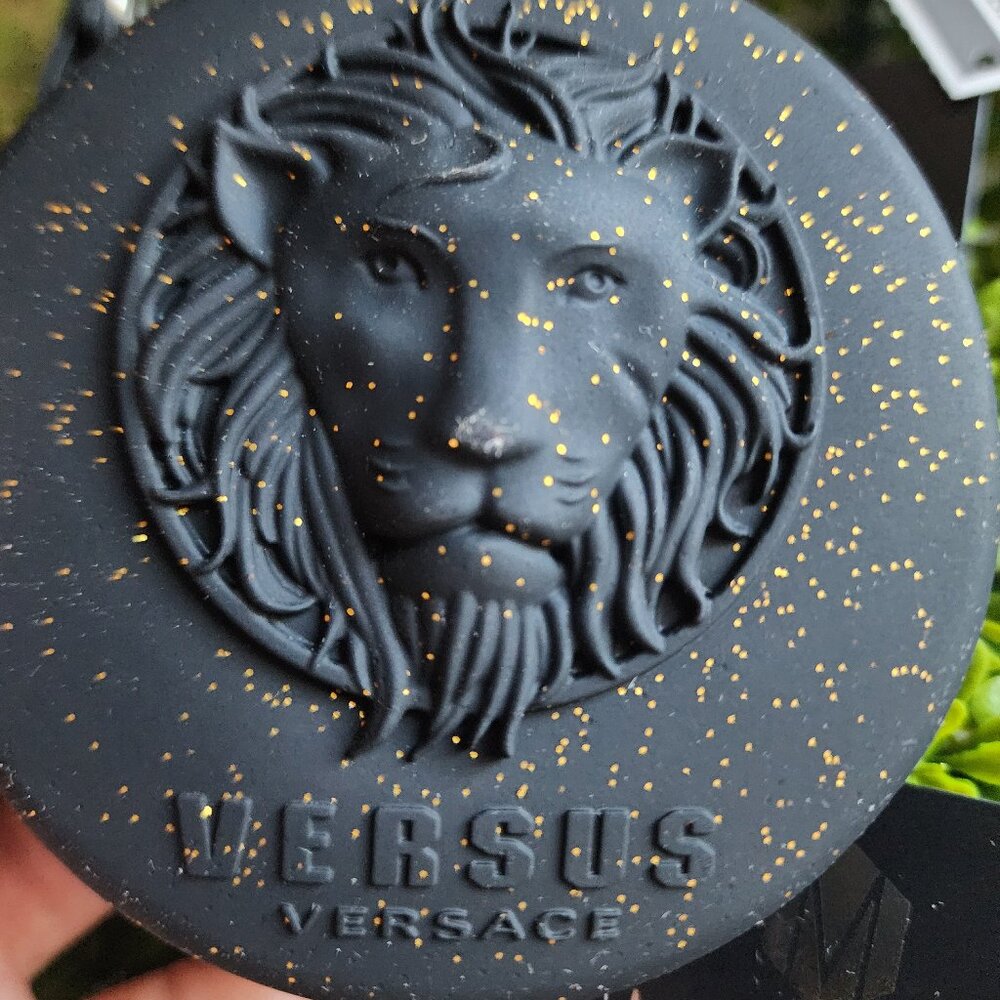 NWT Versace Versus Women's Fire Island Lion Glitter Black Silicone Strap Watch - Picture 6 of 10